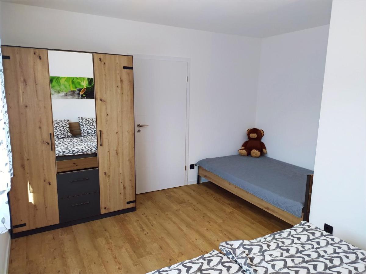 Fewo Wildflecken - Ferienwohnung Rhoen Neubau 2021 エクステリア 写真